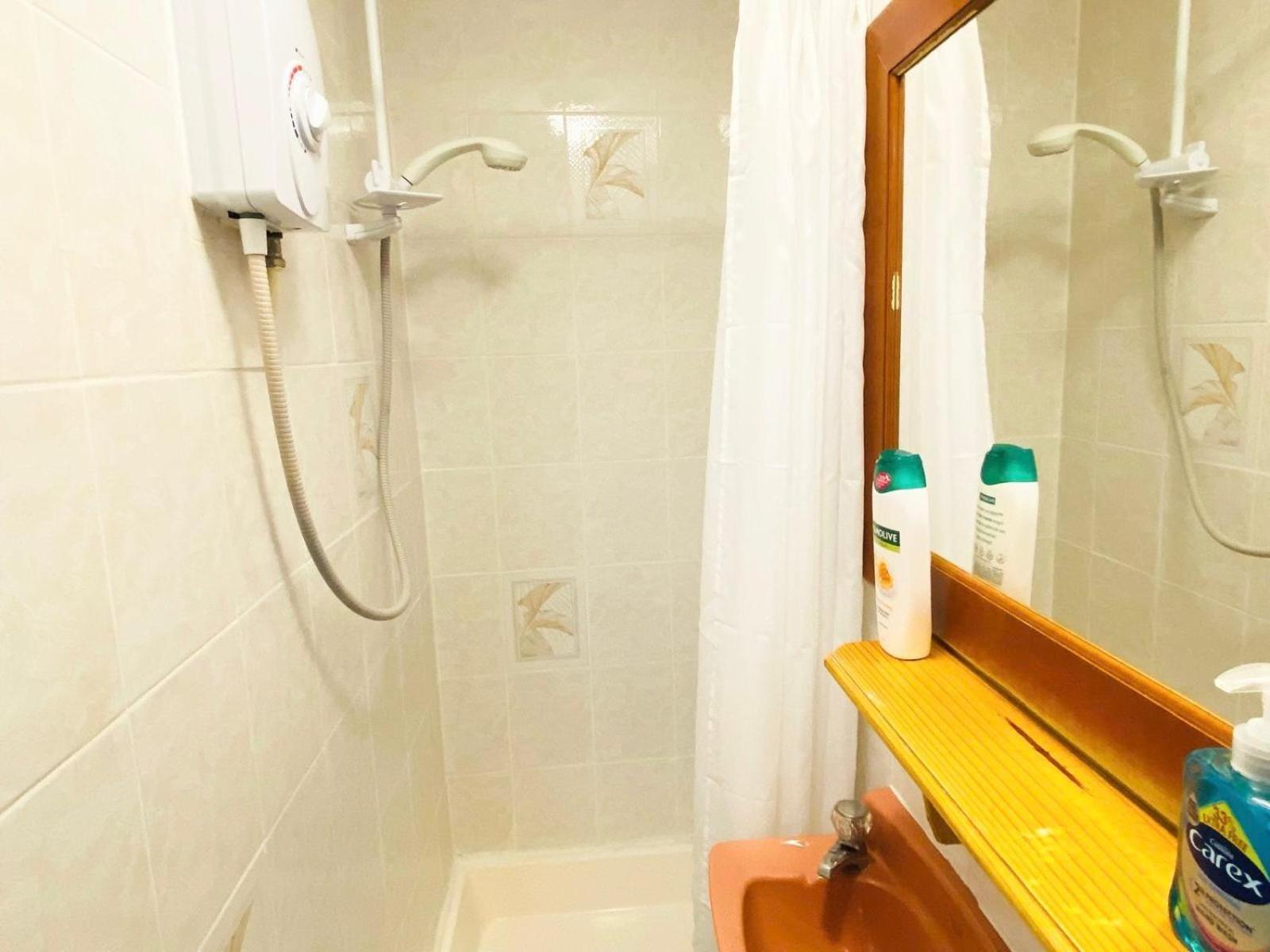 Beach Blackpool Hotel - Great Location, Comfortable Beds Eksteriør billede